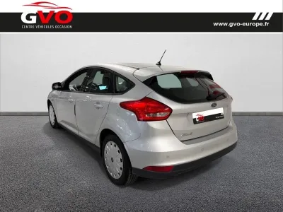 FORD Focus 1.5 TDCi 105ch ECOnetic Stop&Start Executive occasion 2017 - Photo 2