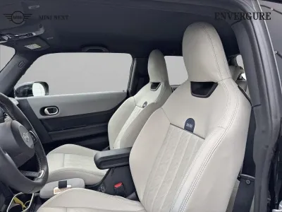 MINI Cooper 3 Portes C 156ch Favoured DKG7 occasion 2024 - Photo 4