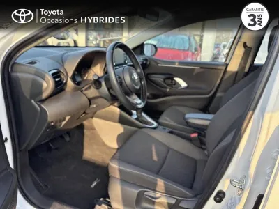 TOYOTA Yaris 116h Dynamic 5p MY22 occasion 2023 - Photo 3