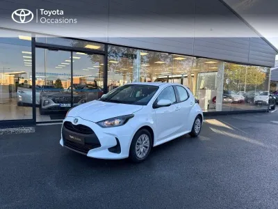TOYOTA Yaris 116h Dynamic 5p MY22 occasion 2023 - Photo 1