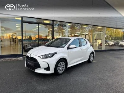 TOYOTA Yaris 116h Dynamic 5p MY22 occasion 2023 - Photo 1