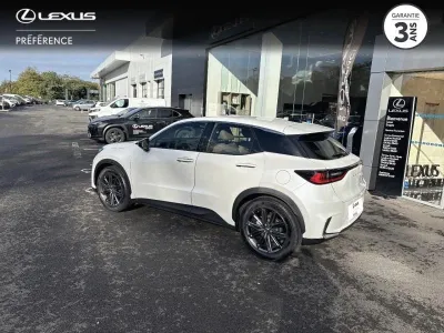 LEXUS LBX 1.5 136ch Elegant 2WD occasion 2024 - Photo 2