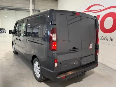 RENAULT Trafic Fg L2H1 3T 2.0 Blue dCi 150ch Cabine Approfondie RED EDITION 5PL occasion 2025 - Photo 3