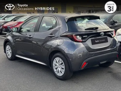 TOYOTA Yaris 116h Dynamic 5p MY22 occasion 2022 - Photo 2