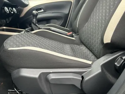 TOYOTA Aygo X 1.0 VVT-i 72ch Design MY24 occasion 2024 - Photo 4