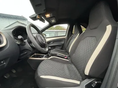 TOYOTA Aygo X 1.0 VVT-i 72ch Design MY24 occasion 2024 - Photo 3