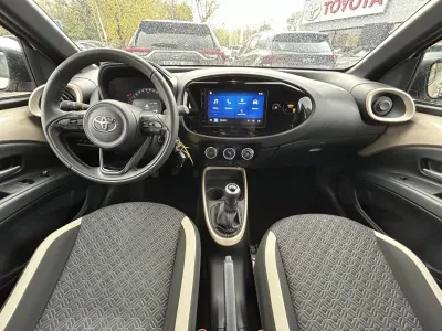 TOYOTA Aygo X 1.0 VVT-i 72ch Design MY24 occasion 2024 - Photo 2