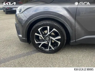 TOYOTA C-HR 122h Edition 2WD E-CVT RC18 occasion 2019 - Photo 4