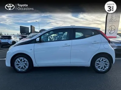 TOYOTA Aygo 1.0 VVT-i 72ch x-play 5p occasion 2018 - Photo 3