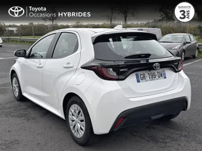 TOYOTA Yaris 116h Dynamic 5p MY22 occasion 2023 - Photo 2
