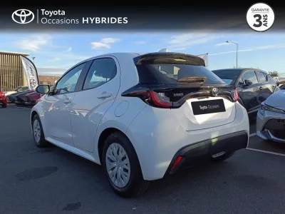 TOYOTA Yaris 116h Dynamic 5p MY22 occasion 2023 - Photo 2