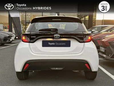 TOYOTA Yaris 116h Dynamic 5p MY22 occasion 2023 - Photo 4