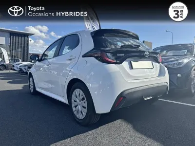 TOYOTA Yaris 116h Dynamic 5p MY22 occasion 2023 - Photo 2