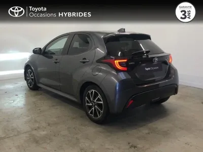 TOYOTA Yaris 116h Design 5p MY22 occasion 2022 - Photo 2