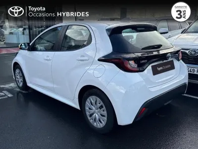TOYOTA Yaris 116h Dynamic 5p MY22 occasion 2023 - Photo 2