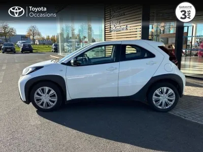 TOYOTA Aygo X 1.0 VVT-i 72ch Dynamic occasion 2022 - Photo 3