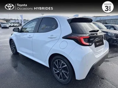 TOYOTA Yaris 116h Design 5p MY22 occasion 2023 - Photo 2