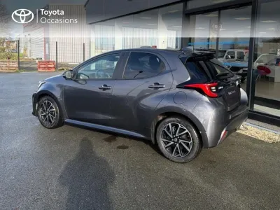 TOYOTA Yaris 116h Design 5p MC24 occasion 2022 - Photo 2