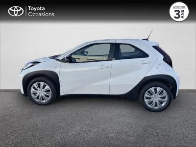 TOYOTA Aygo X 1.0 VVT-i 72ch Dynamic occasion 2022 - Photo 3