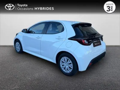 TOYOTA Yaris 116h Dynamic 5p MY22 occasion 2023 - Photo 2