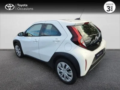 TOYOTA Aygo X 1.0 VVT-i 72ch Dynamic occasion 2022 - Photo 2
