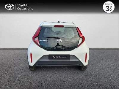 TOYOTA Aygo X 1.0 VVT-i 72ch Dynamic occasion 2022 - Photo 4