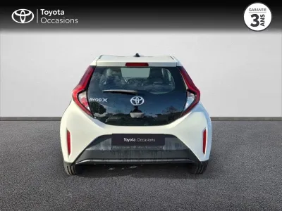 TOYOTA Aygo X 1.0 VVT-i 72ch Dynamic occasion 2022 - Photo 4