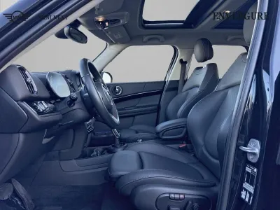 MINI Countryman Cooper 136ch  Highlands BVA7 occasion 2022 - Photo 4