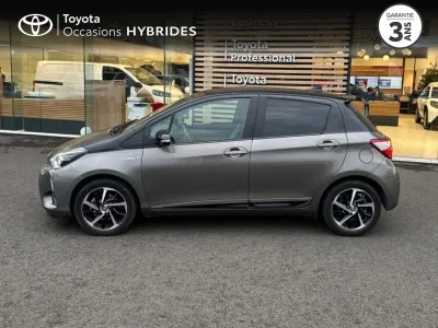 TOYOTA Yaris 100h Collection 5p RC19 occasion 2020 - Photo 3