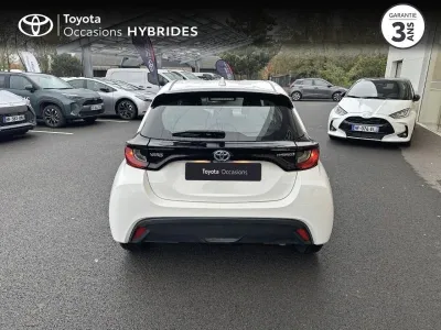 TOYOTA Yaris 116h Dynamic 5p MY22 occasion 2023 - Photo 4