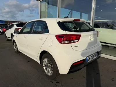 KIA Rio 1.0 T-GDI 100ch Active occasion 2023 - Photo 3