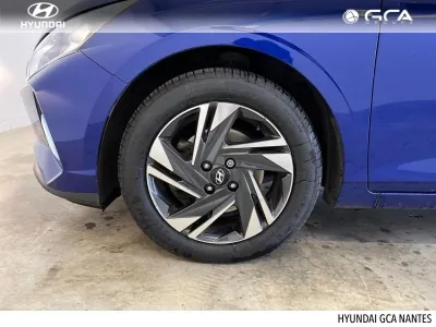 HYUNDAI i20 1.0 T-GDi 100ch Hybrid Intuitive DCT-7 occasion 2022 - Photo 4