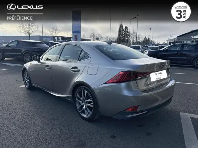 LEXUS IS 300h Luxe occasion 2017 - Photo 3