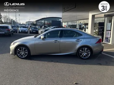 LEXUS IS 300h Luxe occasion 2017 - Photo 2