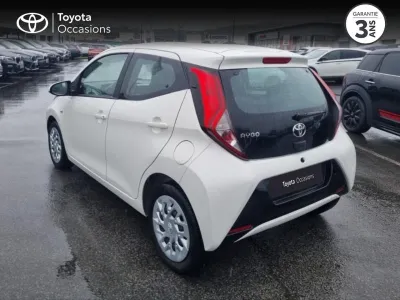 TOYOTA Aygo 1.0 VVT-i 72ch x 5P MY19 occasion 2020 - Photo 2