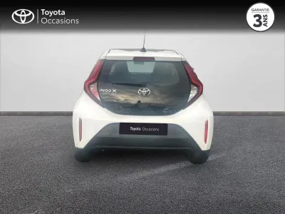 TOYOTA Aygo X 1.0 VVT-i 72ch Dynamic occasion 2022 - Photo 4