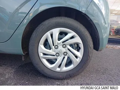 HYUNDAI i10 1.0 67ch ECO Initia occasion 2022 - Photo 4