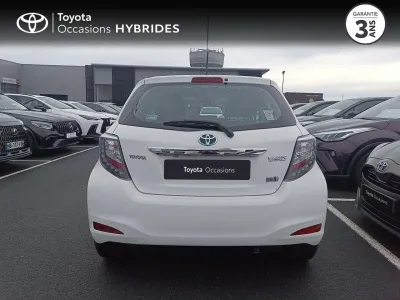 TOYOTA Yaris HSD 100h Dynamic 5p occasion 2014 - Photo 4