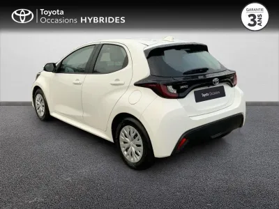 TOYOTA Yaris 116h Dynamic 5p MY22 occasion 2023 - Photo 2
