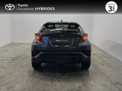 TOYOTA C-HR 122h Graphic 2WD E-CVT RC18 occasion 2018 - Photo 4