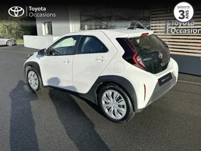 TOYOTA Aygo X 1.0 VVT-i 72ch Dynamic occasion 2022 - Photo 2