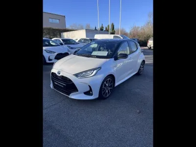 TOYOTA Yaris 116h Collection 5p occasion 2020 - Photo 1