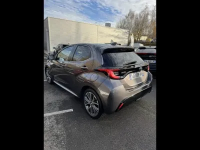 TOYOTA Yaris 116h Iconic 5p occasion 2021 - Photo 3