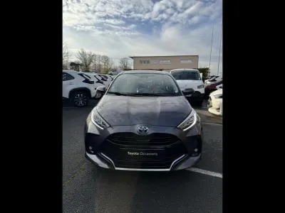 TOYOTA Yaris 116h Iconic 5p occasion 2021 - Photo 1