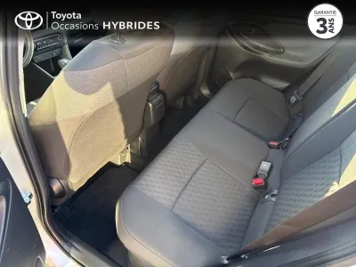 TOYOTA Yaris 116h Design 5p MY22 occasion 2021 - Photo 4