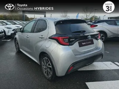 TOYOTA Yaris 116h Design 5p MY21 occasion 2023 - Photo 2