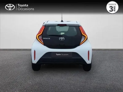 TOYOTA Aygo X 1.0 VVT-i 72ch Dynamic occasion 2022 - Photo 4