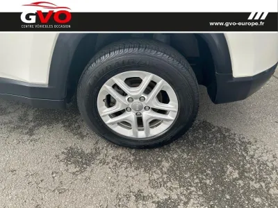 JEEP Compass 1.4 MultiAir II 140ch Sport 4x2 occasion 2017 - Photo 4