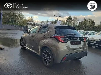 TOYOTA Yaris 116h Design 5p MY21 occasion 2022 - Photo 2