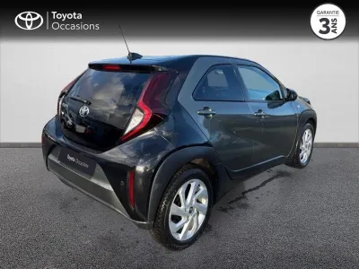 TOYOTA Aygo X 1.0 VVT-i 72ch Design occasion 2022 - Photo 2